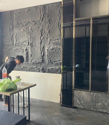 So Sánh Các Loại Vật Liệu Làm Tủ Bếp: Gỗ, Nhựa, Inox