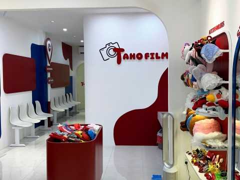 THIẾT KẾ NỘI THẤT SHOP TAHOFILM PHƯỜNG 9