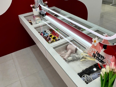 THIẾT KẾ NỘI THẤT SHOP TAHOFILM PHƯỜNG 9